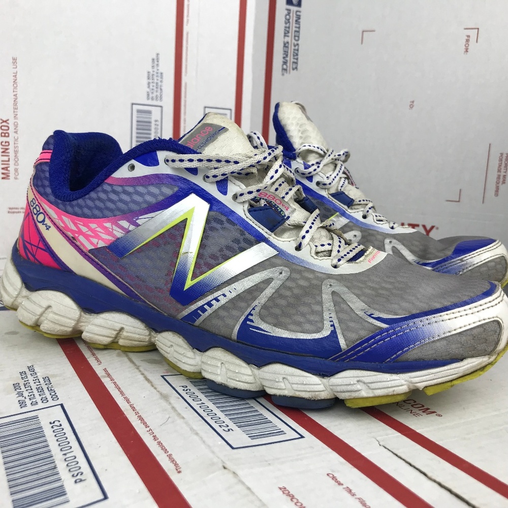 New Balance Womens 880V4 W880SB4 Size 9